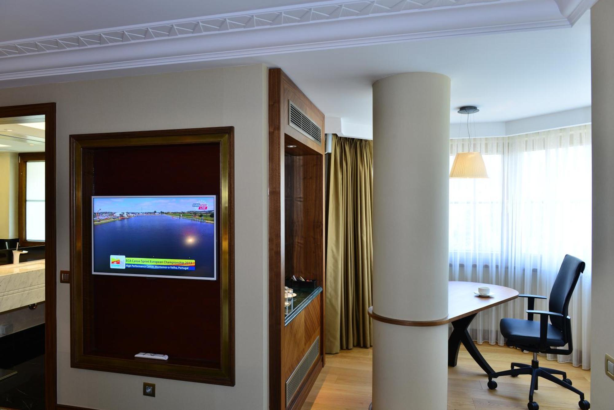 Warwick Ankara Hotel Exterior foto